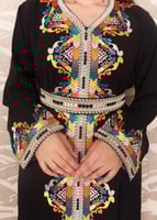 عبايه نسائي مطرزه مع حزام