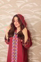 عبايه نسائي مطرزه مع قبعه