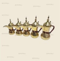 دلال نحاس رسلان بحزام مصنع