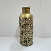 شمعدان حديد دائري صغير