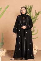 عبايه نازلي