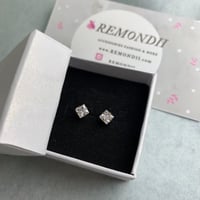 حلق طبي ستيل كرستال 16g