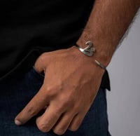 اسواره الاسم او الحرف انيقه