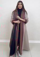 بشت جوخ نسائي مطرزه بسدو انيق