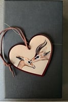 تعليقة أكريليك برسمة حسب الطلب