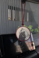 تعليقة بتصميم خيول عربية أصيلة – فخامة