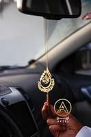 تعليقة بشكل قطرة يدوية مع كسرة العود