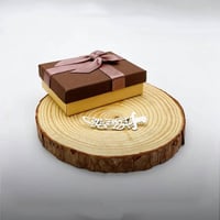 بروش شكل سيف