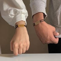 اساور بالاسم مع التاريخ