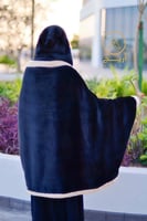 شال نسائي فرو مع طاقية