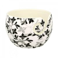 طاسة خيوط مقاس 15x10سم من Scheepjes