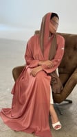 عباية تيك توك وردي أكمام ضيقه
