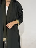 كتان اخضر مع أسواره ملونه