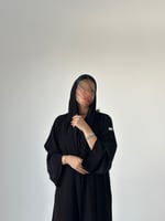 عباية ملكي مع ملكي مطرز أسود