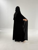 مخمل مع قيطان اخضر