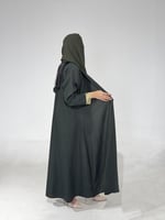 كتان اخضر مع أسواره ملونه