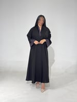 كتان مع أكمام ركامه بنفسجي