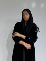 مخمل اسود مع تدخيلات مخمل منقط