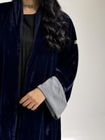 مخمل كحلي مع أسواره مبطنه