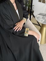 كتان اخضر مع أسواره ملونه