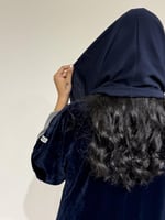 مخمل كحلي مع أسواره مبطنه