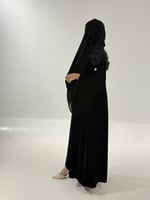 مخمل مع قيطان كحلي