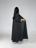 كتان اخضر مع أسواره ملونه