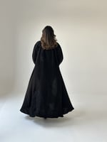 عباية ملكي مع ملكي مطرز أسود