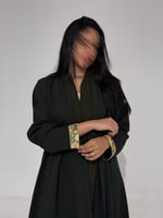 كتان اخضر مع أسواره ملونه