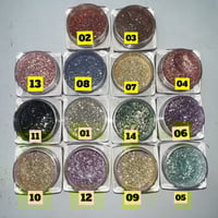 قليتر هارتس لامع للعين منثور -3g