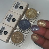 قليتر هارتس لامع للعين منثور -3g