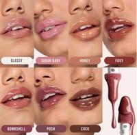 ملمع شفاه قلوس هدى بيوتي FOXY