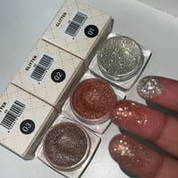 قليتر هارتس لامع للعين منثور -3g