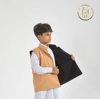 اسود - بيج غامق