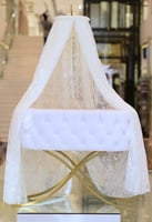 سرير استقبال مع ناموسيه ومخده