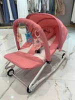 كرسي هزاز قماشي للرضع مع العاب معلقة وعجلات دوارة