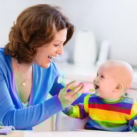 ملعقة توزيع طعام الرضيع سيليكون