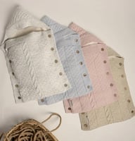 مدس فرو تركي شامل تطريز أسم وتصميم