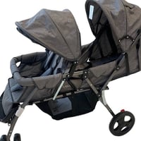 عربة التوأم