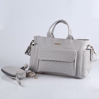 شنطة جلد أسباني