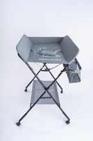 طاولة تغيير للأطفال قابلة للطي مع عجلات وحقيبة تخز...