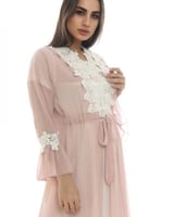 روب استقبال الولاده ابيض من الدانتيل فاخر ومميز