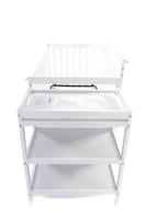 سرير خشب +طاولة غيار + رفوف دولاب خشب صنوبري