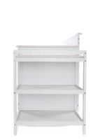 سرير خشب +طاولة غيار + رفوف دولاب خشب صنوبري