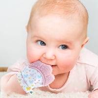 عضاضة تسنين اطفال سيليكون علي شكل قفازات يد