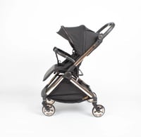 عربة اطفال فاخرة من تيانروي بتصميم مميز وحصري