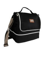 حقيبة للأم والحفاظات