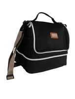 حقيبة للأم والحفاظات