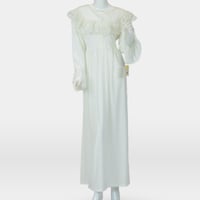 روب استقبال مخمل