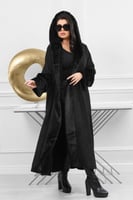 فروة شتوية طويلة مبطنة بالفرو من الداخل مزودة بفرو...